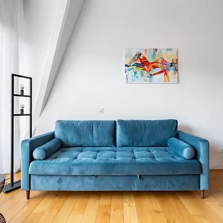 Statuto Bright And Modern * Florenz